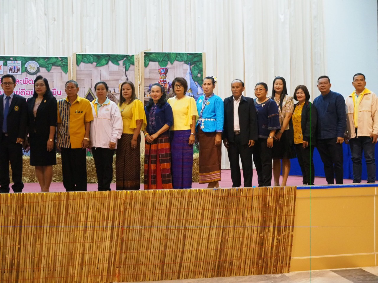 โครงการวิจัยและพัฒนาชุมชนท้องถิ่นกินดีอยู่ดีอย่างยั่งยืน
